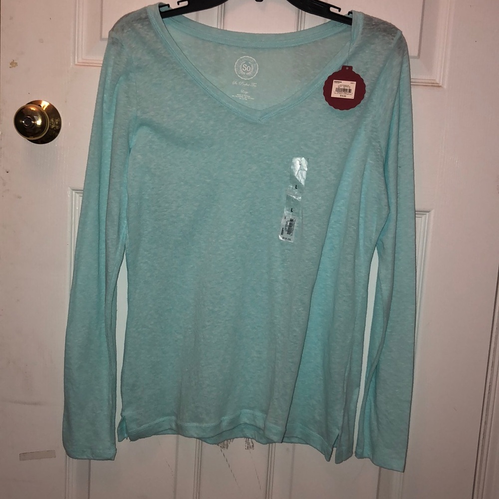 Teal v-neck long sleeve shirt